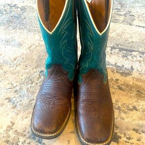 Rank 45 xero gravity cowboy boots